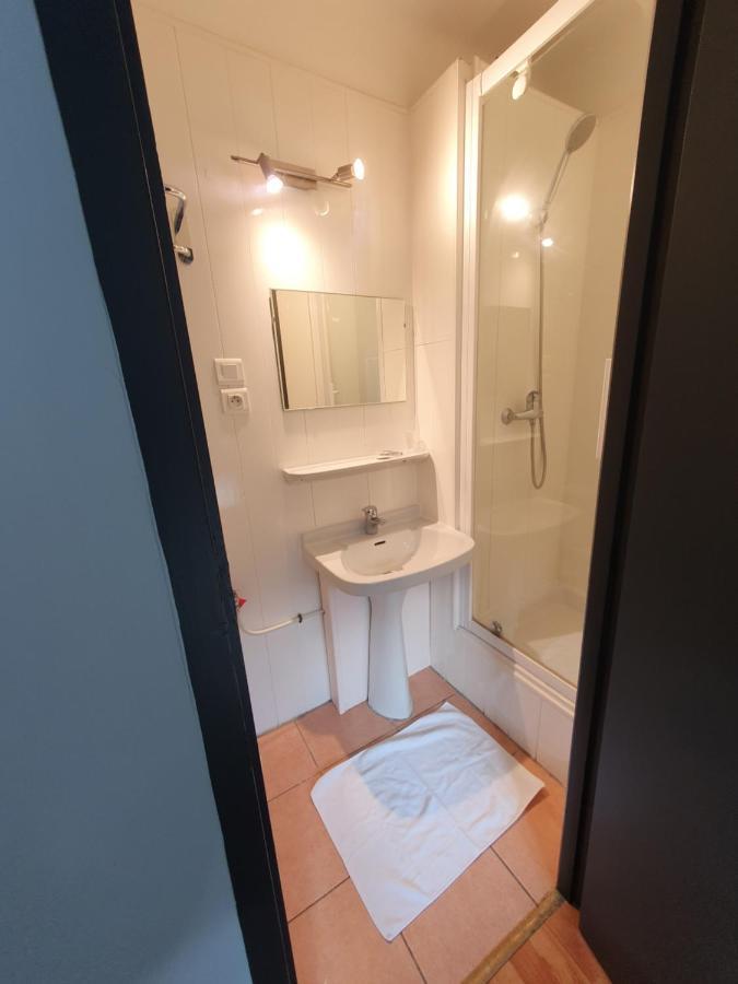 Chambre Privee Du Majestic 생 아프리크 외부 사진